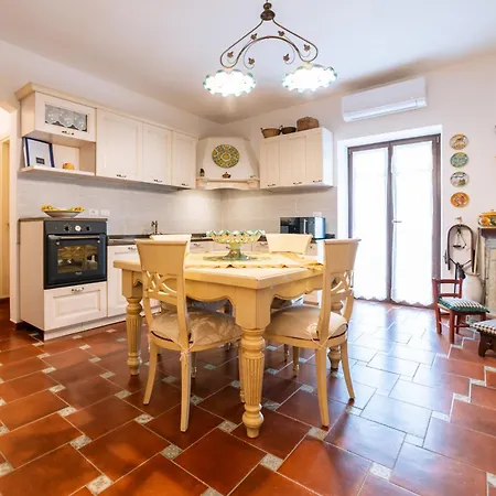 Holiday home Fortuna Pt Castellabate